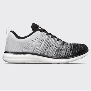 APL Techloom Pro UNISEX Men’s 13 Women’s 14.5